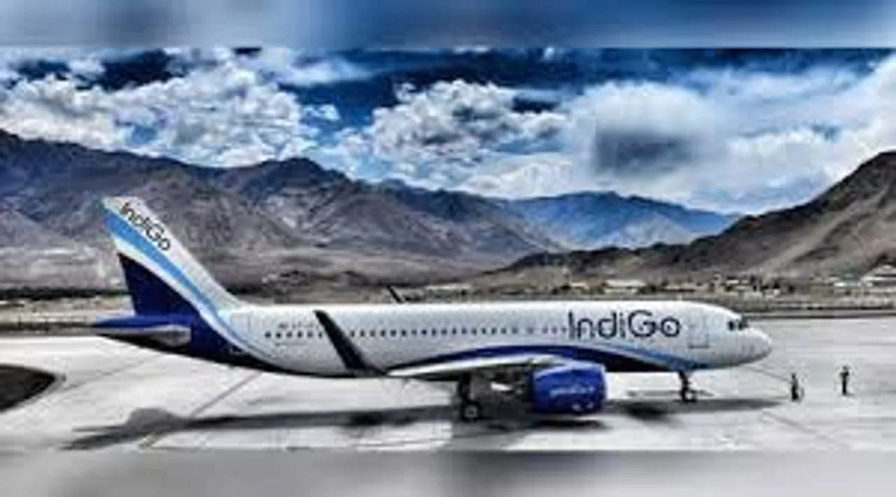  indigo airlines faces technical difficulties Photograph: (@socialmedia) 