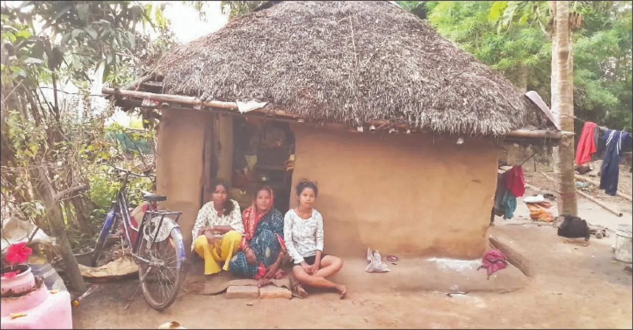  Mud house: ଏବେ ବି ଝାଟିମାଟି ଘରେ ଜୀବନ