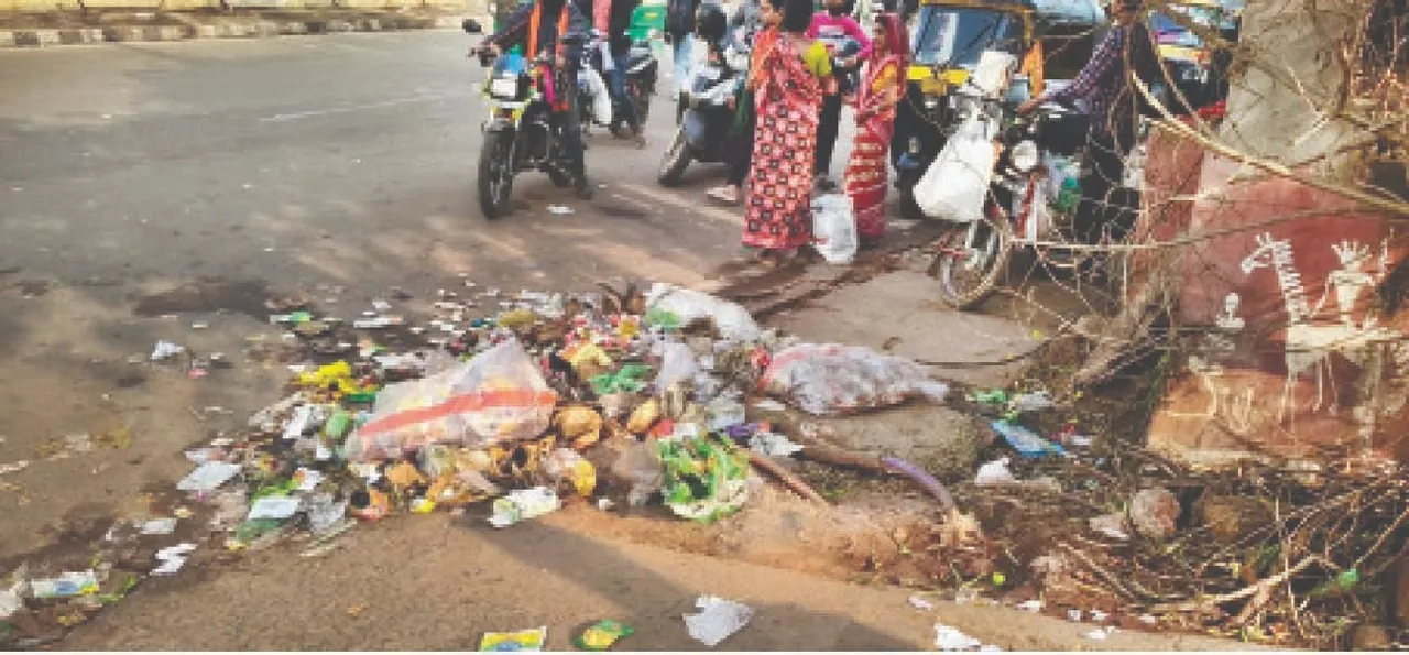  Barmunda: ଆବର୍ଜନାରେ ଭର୍ତ୍ତି ବରମୁଣ୍ଡା ବସ୍‌ ଡିପୋ