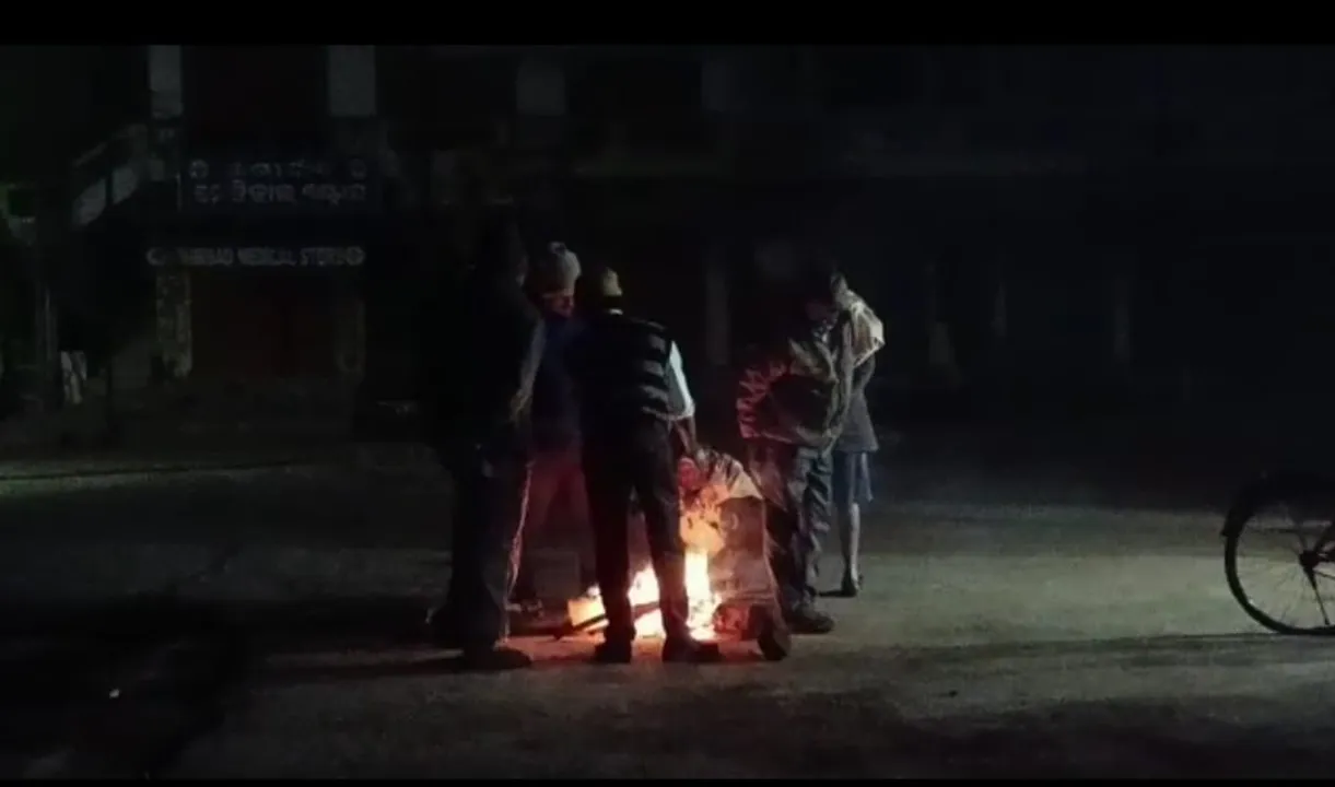  severe cold at g.udaygiri Photograph: (sambad.in) 