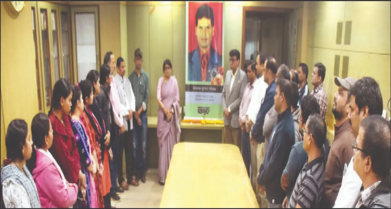  journalist Ashok passing away: ସାମ୍ବାଦିକ ଅଶୋକଙ୍କ ବିୟୋଗରେ ସମ୍ବାଦ ଭବନରେ ଶୋକସଭା: ଖବର ସଂଗ୍ରହ ପାଇଁ ଯିବାବେଳେ ଚାଲିଗଲା ଜୀବନ