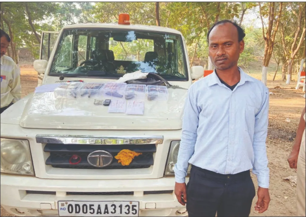  STF: ଏସ୍‌ଟିଏଫ୍‌ ପଞ୍ଝାରେ ୨ମୁଙ୍ଗେର ମାଫିଆ