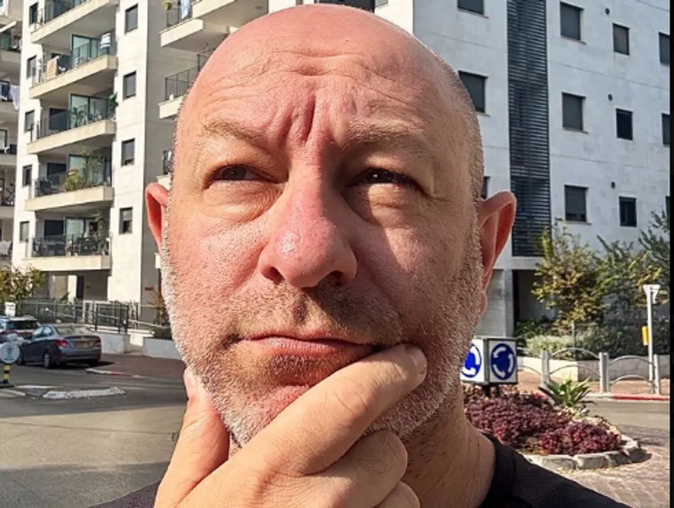  Arsen Ostrovsky Photograph: (@Ostrov_A) 