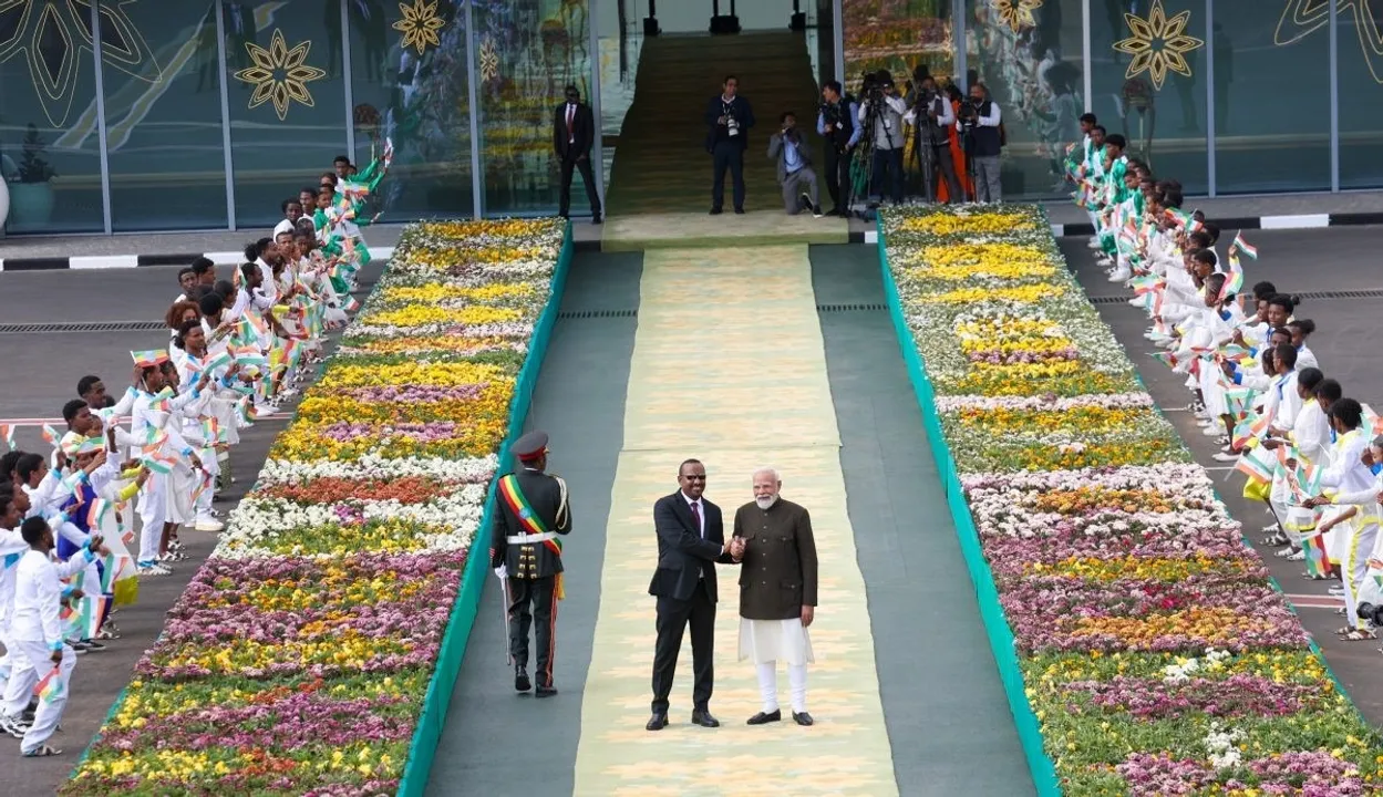  Prime Minister Narendra Modi arrives in Ethiopia to a special welcome. Photograph: (sambad.in) 