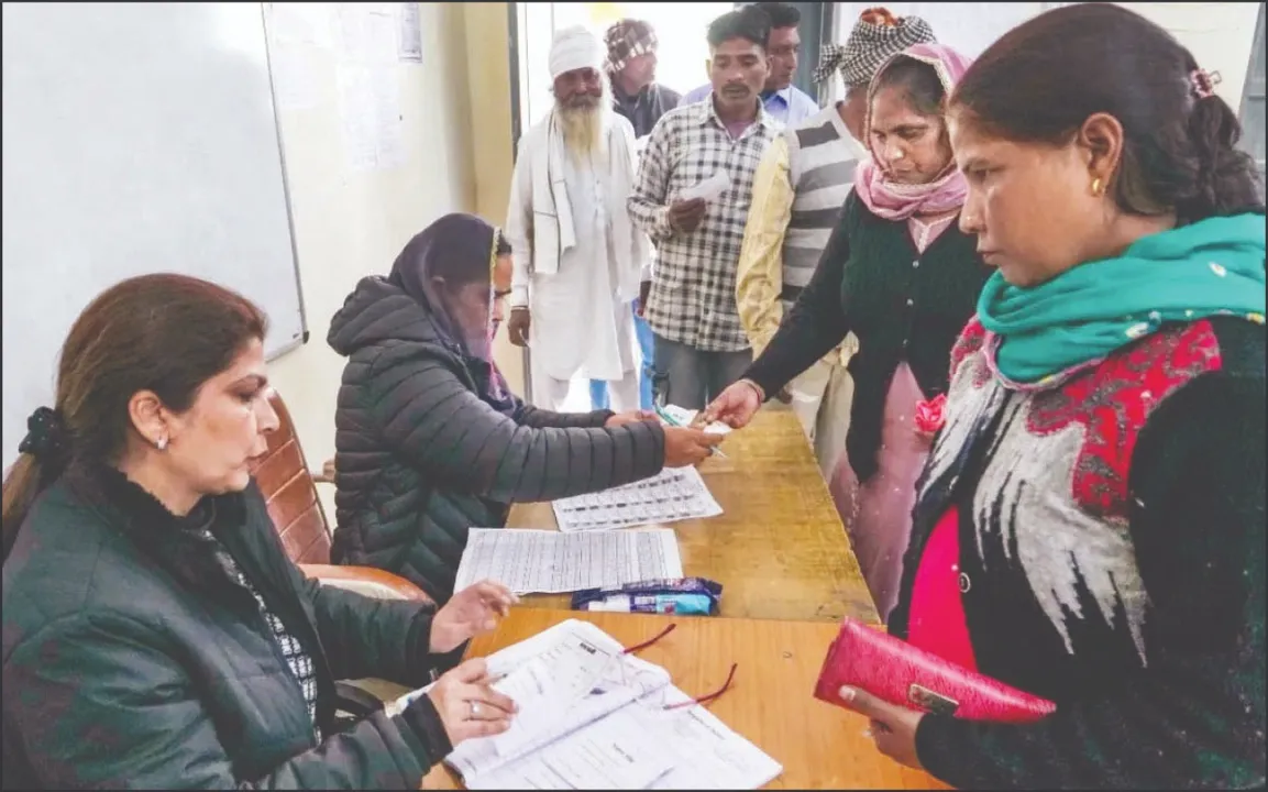  SIR: ବେଙ୍ଗଲ ଏସ୍‌ଆଇଆର୍‌: ଚିଠା ତାଲିକାରୁ ୫୮ ଲକ୍ଷ ନାଁ ବାଦ୍ ପଡ଼ିଲା