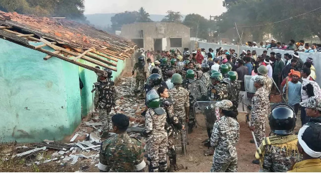  Chhattisgarh: ଛତିଶଗଡ଼ରେ ଅନ୍ତିମ ସଂସ୍କାରକୁ ନେଇ ବିବାଦ, ଚର୍ଚ୍ଚ ପୋଡ଼ିଦେଲେ