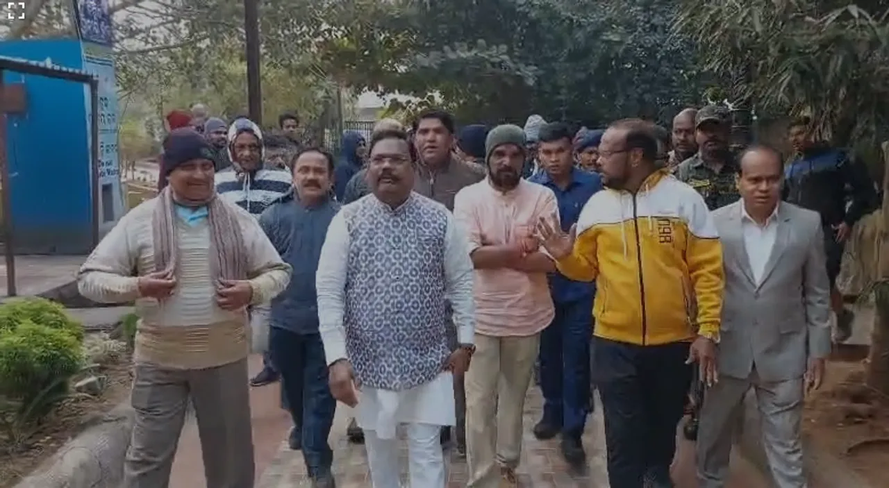  msme minister gokulananda mallick at raygada Photograph: (sambad.in) 