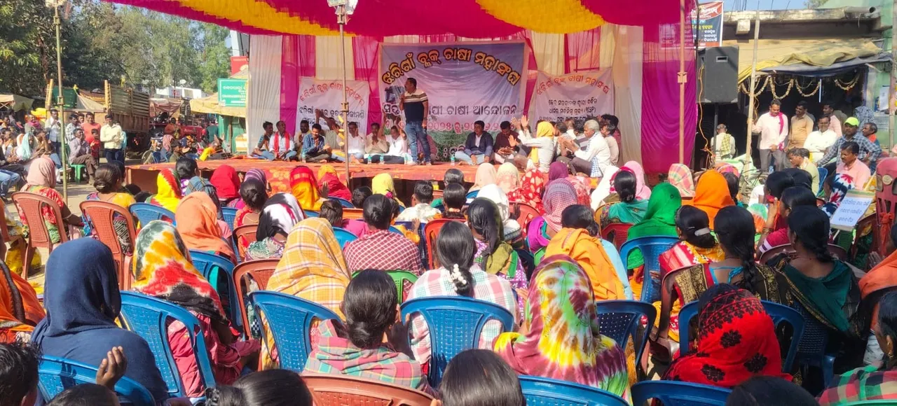  Farmers agitation continued third day on Wednesday. Photograph: (sambad.in) 
