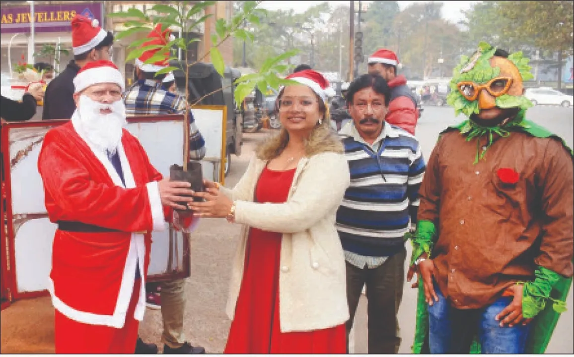  X-mas: ଉତ୍ସାହ ଓ ଉଦ୍ଦୀପନାରେ କଟିଲା ବଡ଼ଦିନ
