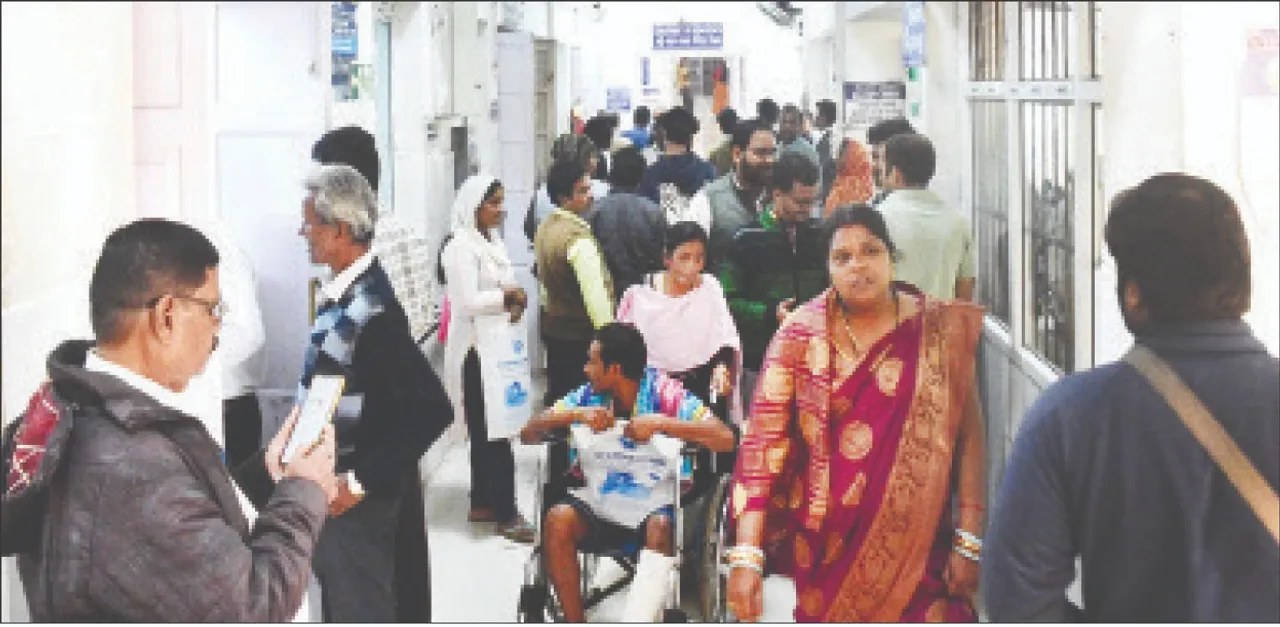  Capital Hospital: କ୍ୟାପିଟାଲ୍‌ ହସ୍ପିଟାଲ୍‌ରେ ଘଣ୍ଟାଏ ଓପିଡି ବନ୍ଦ: ଲମ୍ବାଧାଡ଼ିରେ ରୋଗୀ କଲବଲ