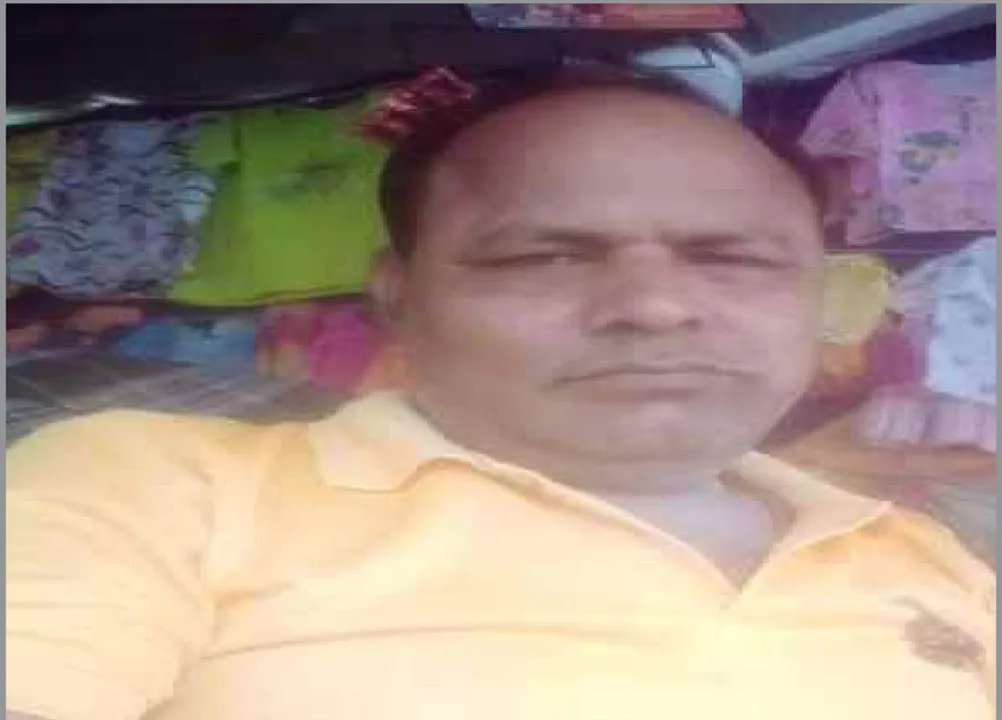  Fire inside shop: ଗରଦପୁରରେ ଚାଞ୍ଚଲ୍ୟ: ଦୋକାନ ଭିତରେ ବ୍ୟବସାୟୀଙ୍କୁ ଜାଳିଦେଲେ!