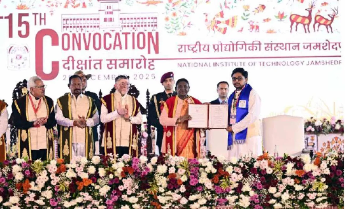  Research: ବିକଶିତ ଭାରତ ଲକ୍ଷ୍ୟ ପୂରଣ ପାଇଁ ଗବେଷଣା ଓ ଉଦ୍ଭାବନକୁ ପ୍ରୋତ୍ସାହନ ଜରୁରି: ରାଷ୍ଟ୍ରପତି