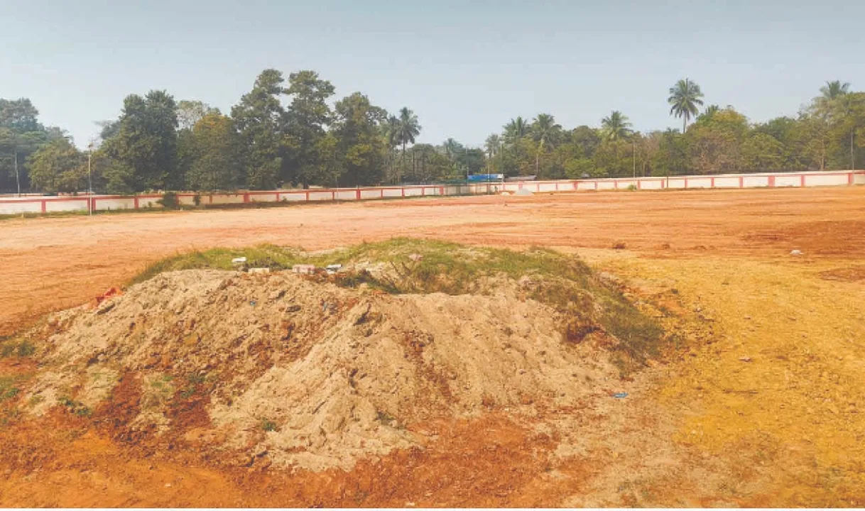  Development: ରାଜଧାନୀରେ ପଡ଼ିଆର ବିକାଶ ଅଧପନ୍ତରିଆ