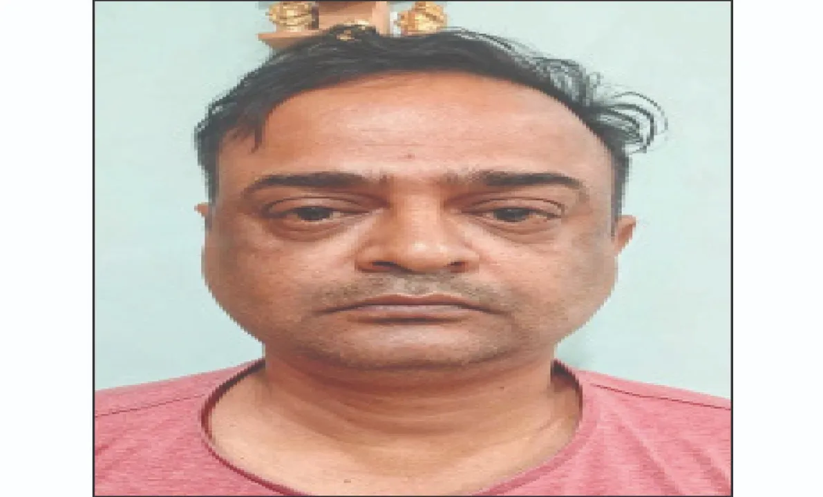  Barang Additional Tehsildar: ଭିଜିଲାନ୍ସ ପଞ୍ଝାରେ ବାରଙ୍ଗ ଅତିରିକ୍ତ ତହସିଲଦାର: ଘରୁ ମିଳିଲା ନଗଦ ୭୨ ଲକ୍ଷ