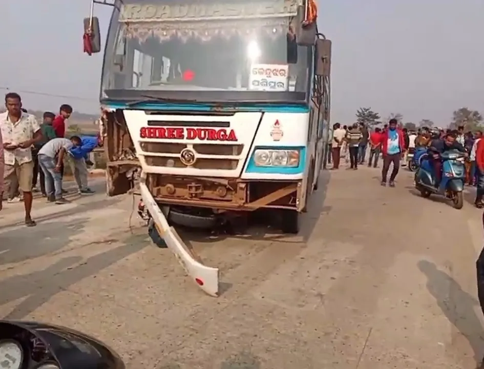  accident Photograph: (sambad.in) 