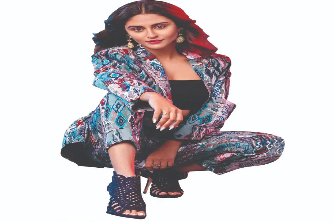  Tamannaah: ତମନ୍ନାଙ୍କ ସ୍ଥାନରେ କ୍ରିଷ୍ଟଲ୍‌!