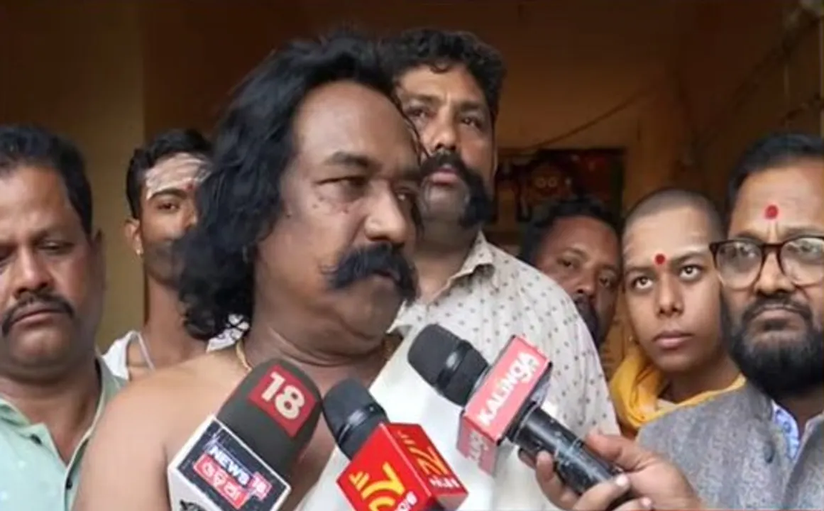  sushil meher, the actor who played the role of kansa in dhanu yatra at puri Photograph: (Sambad.in) 