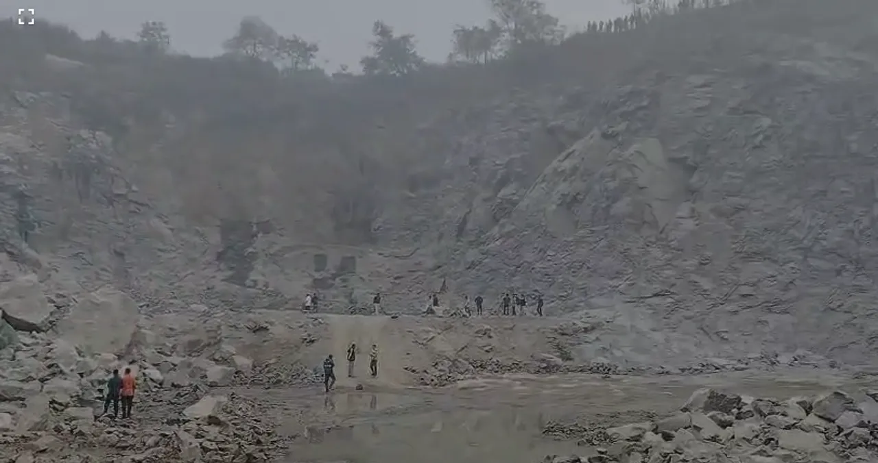  Dhenkanal Collector & SP at Explosion Spot Photograph: (sambad.in) 