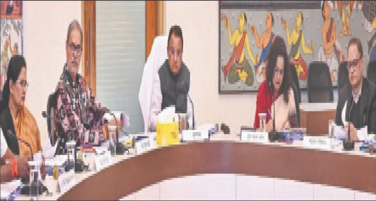  The Cabinet has 11 proposals: ୧୧ ପ୍ରସ୍ତାବରେ କ୍ୟାବିନେଟ୍‌ ମୋହର: ମୃତକଙ୍କ ନାଁରେ ରାସନ ଉଠାଇଲେ ଦେଢ଼ଗୁଣା ଅର୍ଥ ଆଦାୟ