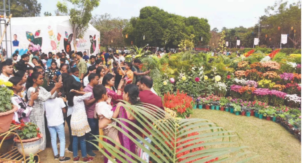  State-level: ସରିଲା ରାଜ୍ୟସ୍ତରୀୟ ପୁଷ୍ପ ପ୍ରଦର୍ଶନୀ, ୩ ଦିନରେ ୨୫ହଜାରରୁ ଅଧିକ ପର୍ଯ୍ୟଟକ