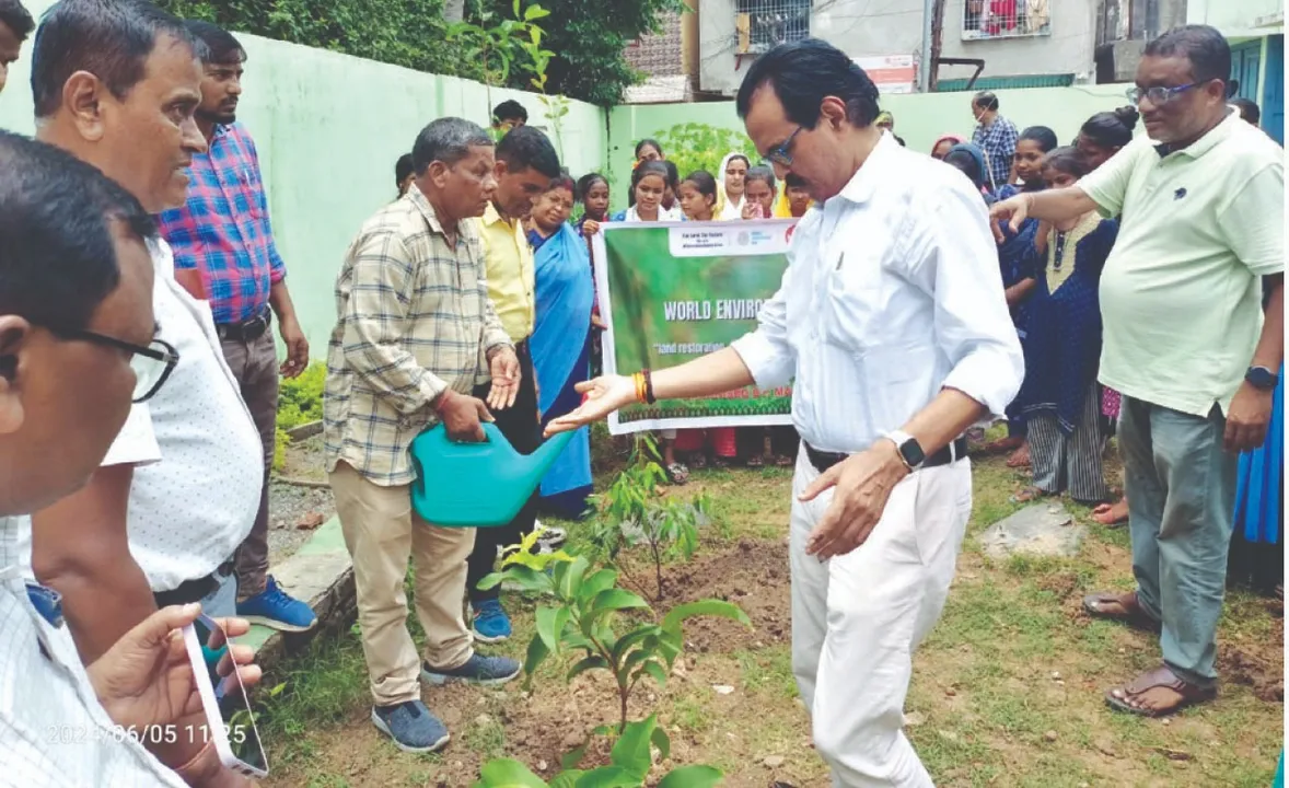  Environment Warriors: ପରିବେଶ ଯୋଦ୍ଧା: ସ୍ବଚ୍ଛତାର ପୂଜାରୀ ଉବାଚକ