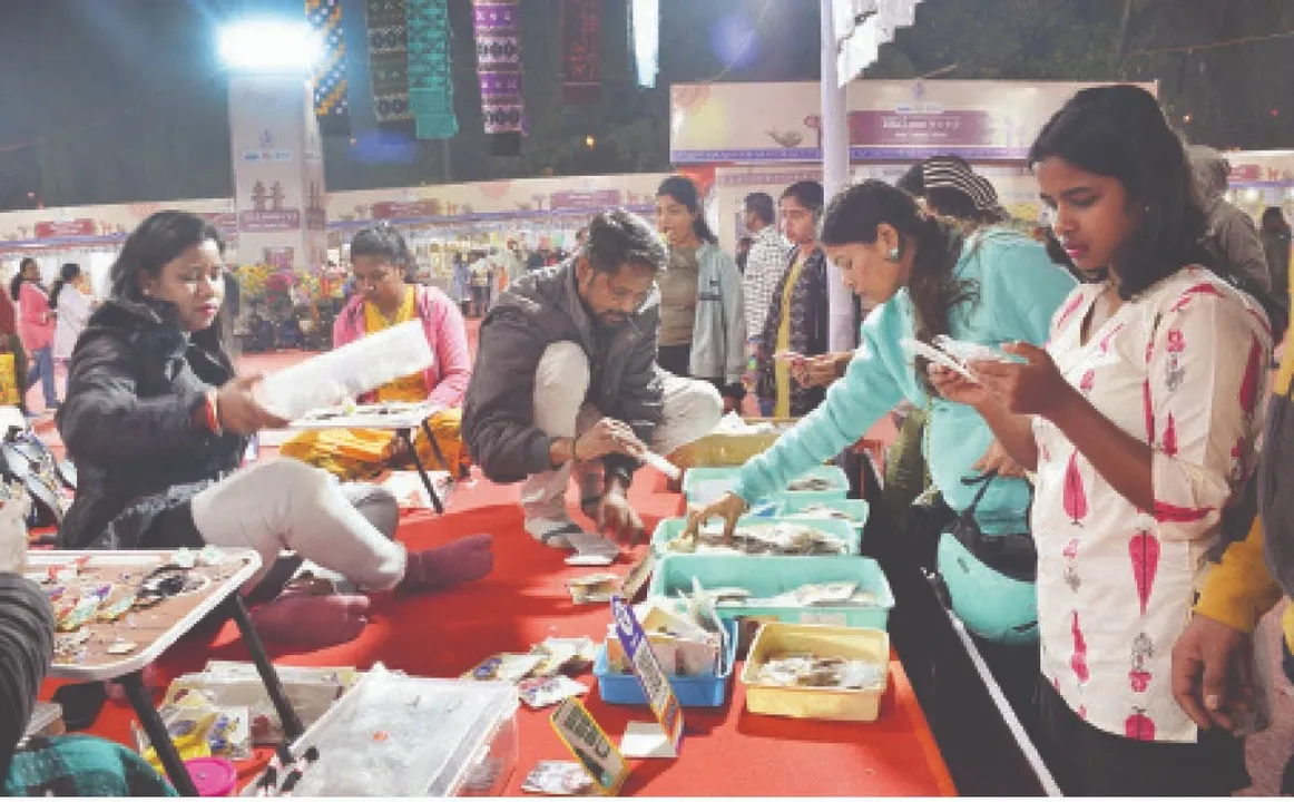  The sweet breeze: ଶୀତୁଆ ସନ୍ଧ୍ୟାରେ ଶିଶିର ସରସର ମିଠା ଆସର