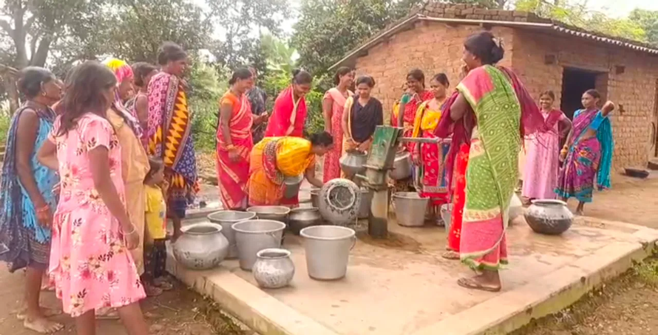 Drinking Water:ନବରଂଗପୁର ଜିଲ୍ଲାରେ ବଢ଼ୁଛି ଜଳକଷ୍ଠ: ପାଣି ପାଇଁ ମାରପିଟ୍