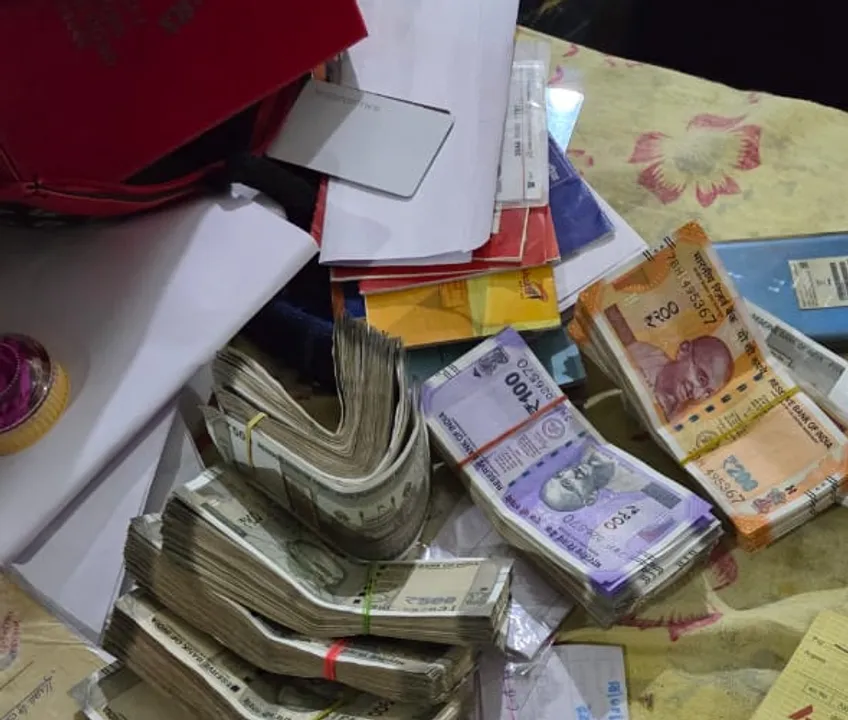  raid by police at residence of sk rajan, cow smuggler bhadrak Photograph: (sambad.in) 