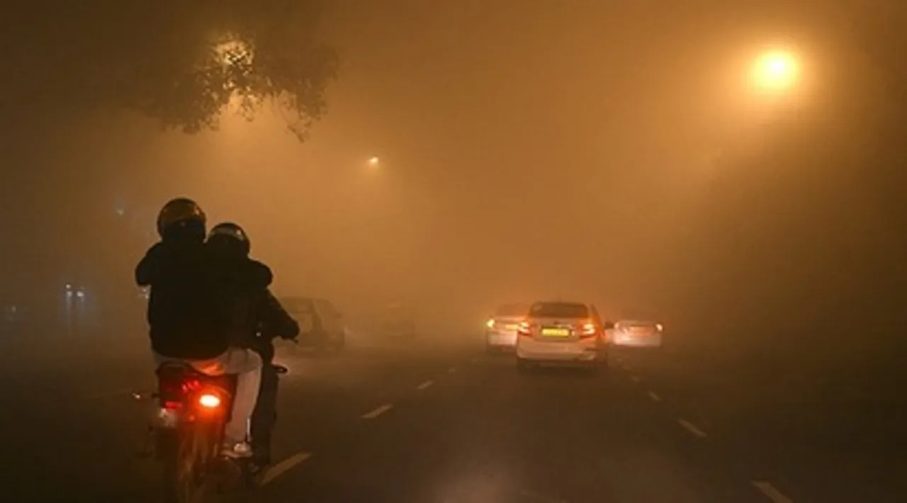  7 persons die due to dense fog in uttar pradesh Photograph: (sambad.in) 