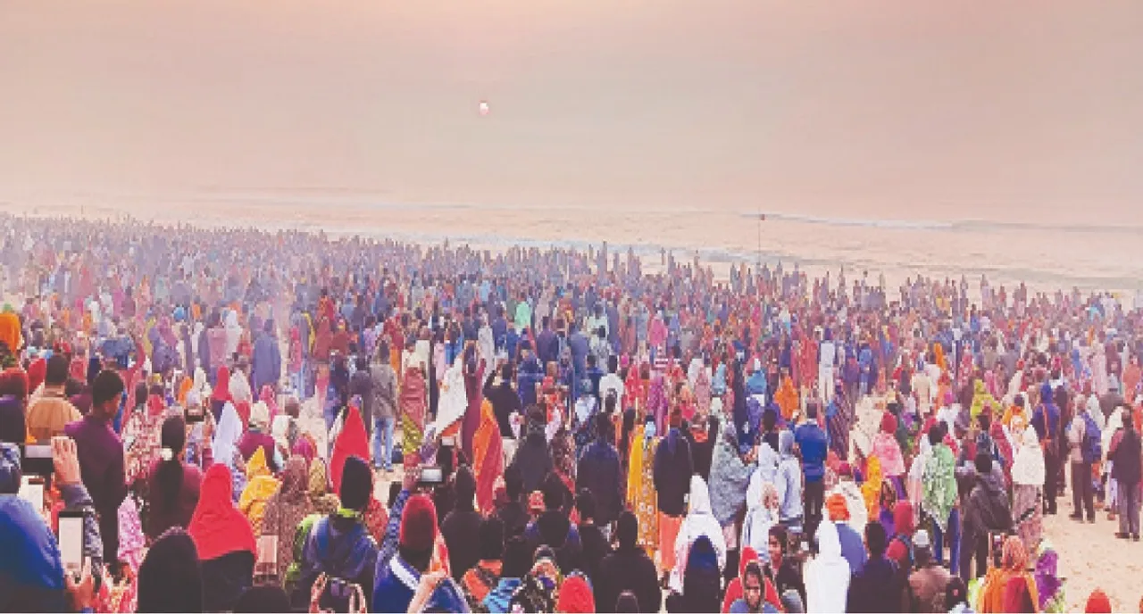  Three lakh devotees: ମହାଅଲଭ୍ୟ ବୁଡ଼ ପକାଇଲେ ୩ ଲକ୍ଷ ଶ୍ରଦ୍ଧାଳୁ