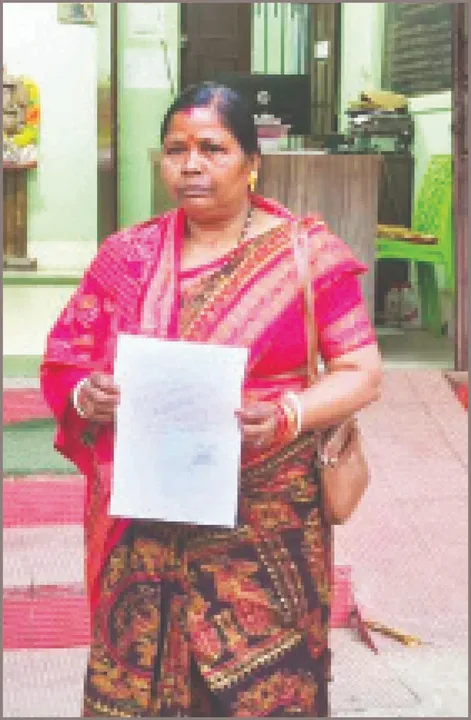  The controversy: ଚର୍ଚ୍ଚାରେ ଖଣ୍ଡପଡ଼ା ବିଧାୟକ-ପଞ୍ଚାୟତ ସମିତି ଅଧ୍ୟକ୍ଷାଙ୍କ ବାଦୀପାଲା, ଟାଉନ୍‌ ଥାନାରେ ଫେରାଦ ହେଲେ ଉପମା