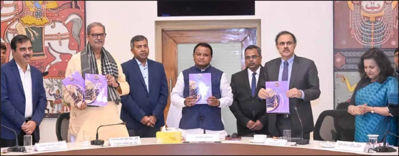  Sixth State Pay Commission: ମୁଖ୍ୟମନ୍ତ୍ରୀଙ୍କୁ ଷଷ୍ଠ ରାଜ୍ୟ ବେତନ କମିସନ୍‌ଙ୍କ ରିପୋର୍ଟ ପ୍ରଦାନ, ସ୍ଥାନୀୟ ସଂସ୍ଥାର ବିକାଶ ପାଇଁ ସୁପାରିସ