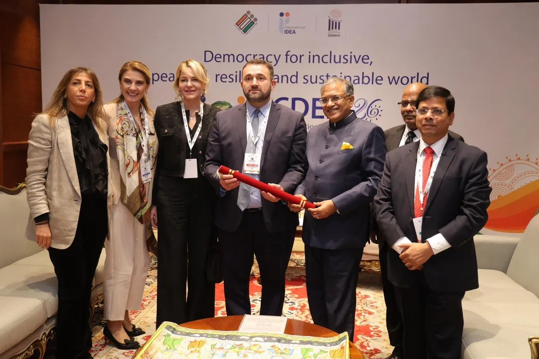  EC gift to Foreign representatives: ବିଶ୍ୱ ଦରବାରରେ ଓଡ଼ିଶାର ପଟ୍ଟଚିତ୍ର ପ୍ରଦର୍ଶିତ: ୪୦ରୁ ଅଧିକ ଦେଶର ପ୍ରତିନିଧିଙ୍କୁ ଭେଟି ଦେଲେ ଭାରତ ନିର୍ବାଚନ ଆୟୋଗ