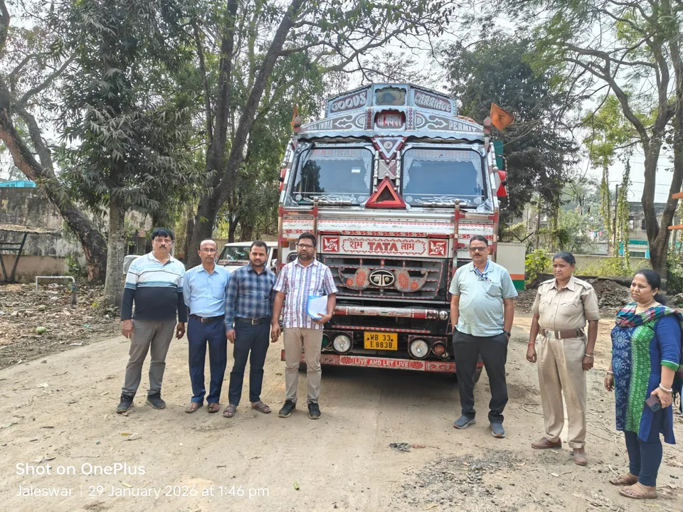  ilegal paddy seized at jaleswar Photograph: (Sambad.in) 