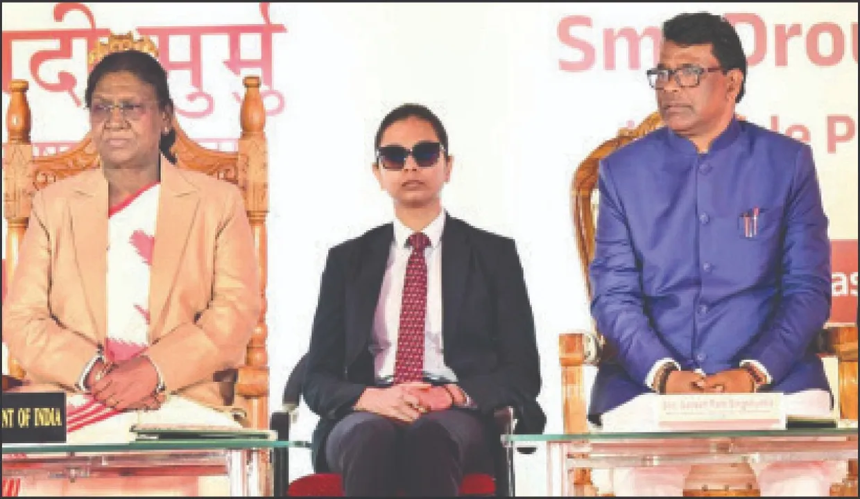  President launches BSNL-4G: ବିଏସ୍‌ଏନ୍ଏ‌ଲ୍‌-୪ଜି ଲୋକାର୍ପଣ କଲେ ରାଷ୍ଟ୍ରପତି: ଇଣ୍ଟରନେଟ୍‌ ସହ ଯୋଡ଼ିହେଲେ ଶିମିଳିପାଳବାସୀ