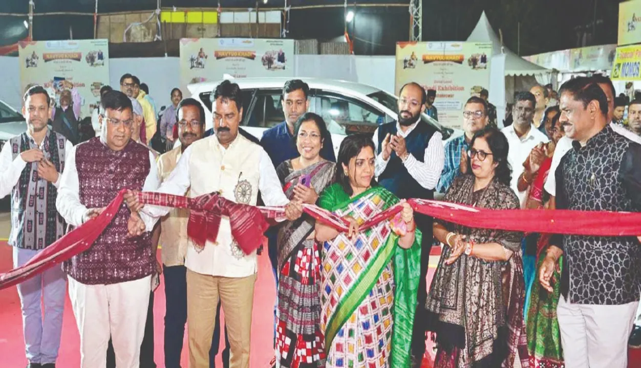  24th National Handloom Fair inaugurated: ୨୪ତମ ଜାତୀୟସ୍ତରୀୟ ହସ୍ତତନ୍ତ ମେଳା ଉଦ୍‌ଘାଟିତ: ୨୨ ତାରିଖ ପର୍ଯ୍ୟନ୍ତ ସକାଳ ୧୧ରୁ ରାତି ସାଢ଼େ ୯ ଚାଲିବ ପ୍ରଦର୍ଶନୀ