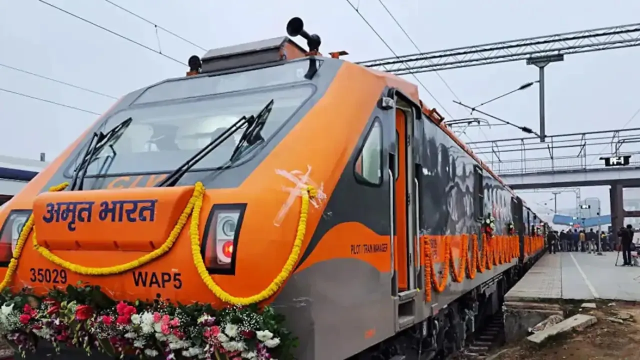  Indian Railways: ପ୍ରମିୟମ୍‌ ଟ୍ରେନ୍‌ରୁ ଆୟ ବଢ଼ାଇବ ରେଳବାଇ