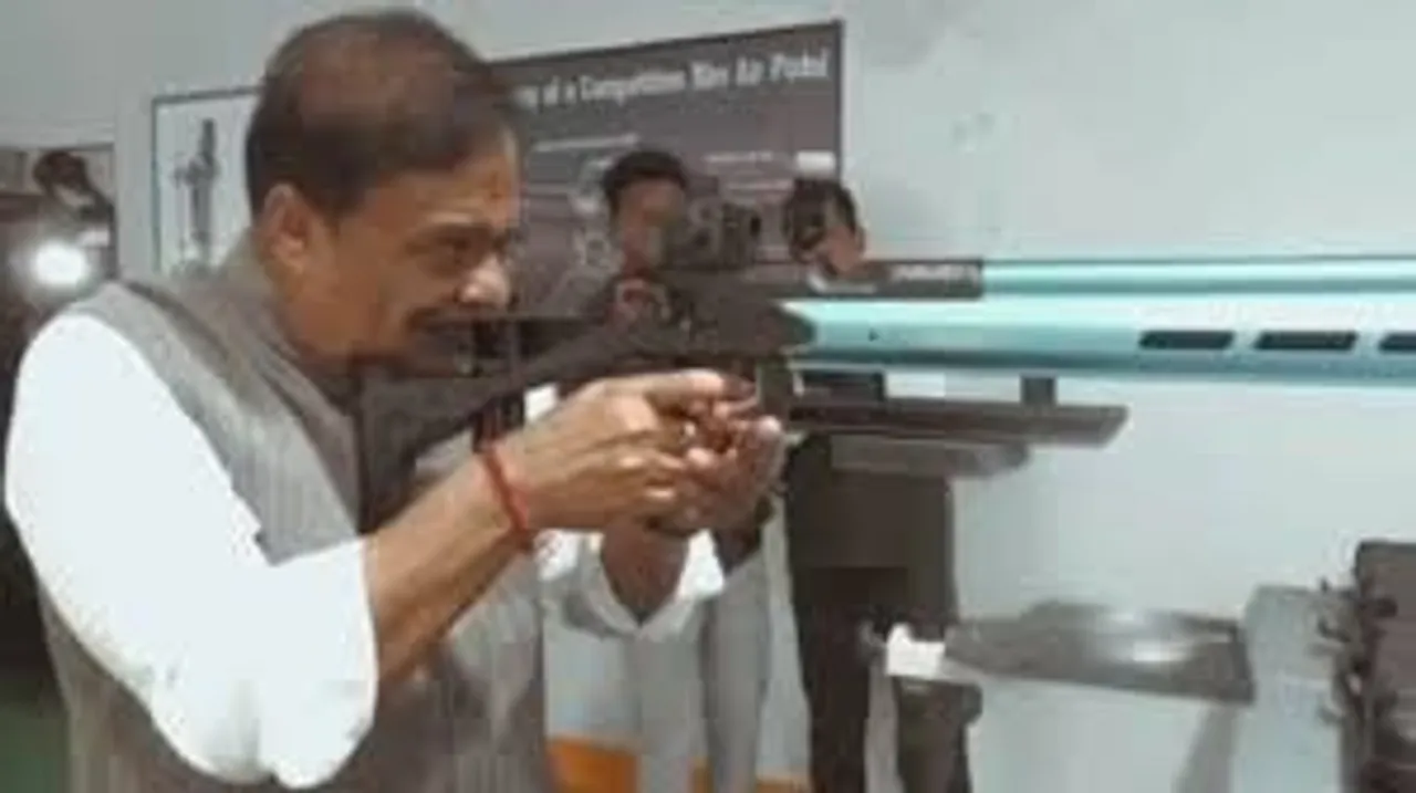  CJI: ହିମନ୍ତଙ୍କ ବନ୍ଧୁକ ଭିଡିଓ ବିରୋଧରେ କୋର୍ଟରେ ରାଜନୈତିକ ଲଢ଼େଇ କରନ୍ତୁ ନାହିଁ: ପ୍ରଧାନ ବିଚାରପତି