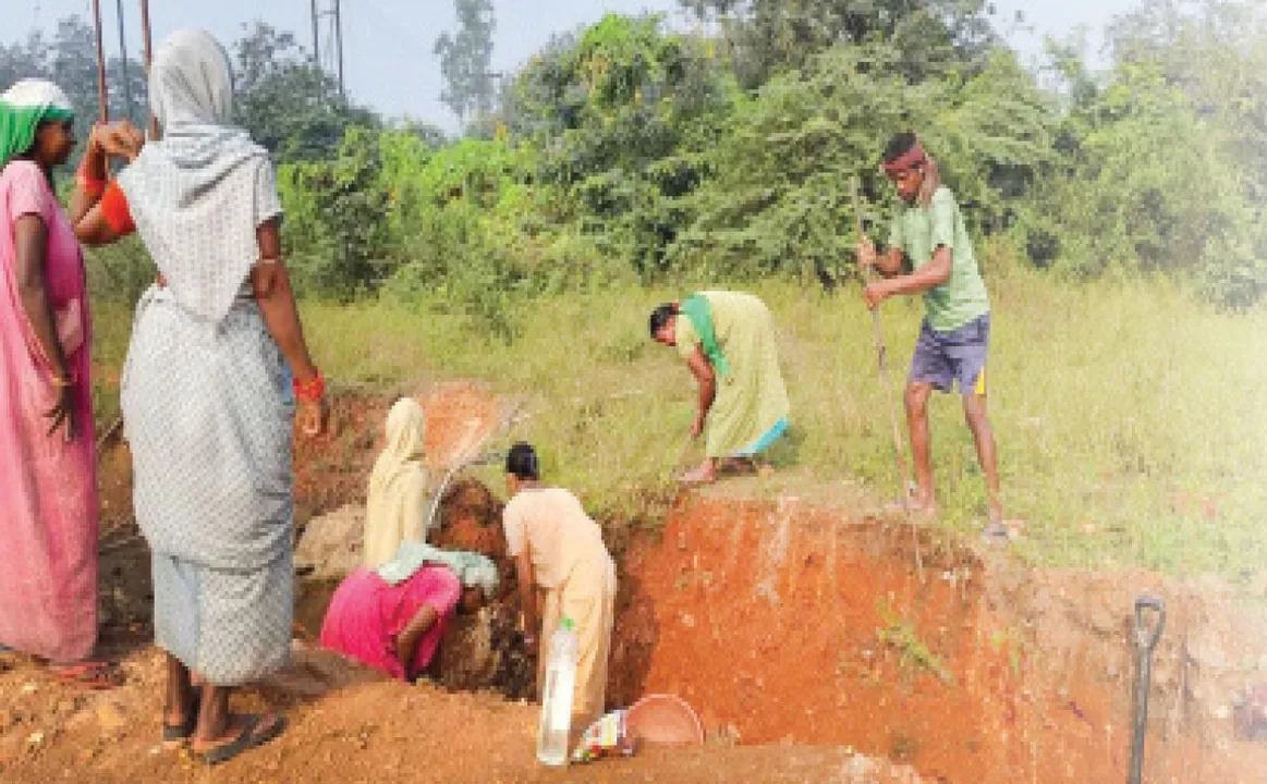  Talcher: ତାଳଚେରରେ ଧିମେଇଛି ମନରେଗା: ୨୧ ପଞ୍ଚାୟତରୁ ମାତ୍ର ୧୯ ଜଣଙ୍କୁ ଶହେ ଦିନର କାମ