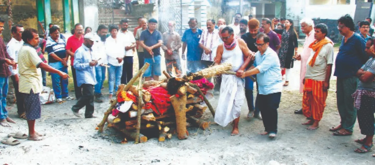  Singer Geeta Patnaik: କଣ୍ଠଶିଳ୍ପୀ ଗୀତା ପଟ୍ଟନାୟକ ପଞ୍ଚଭୂତରେ ବିଲୀନ
