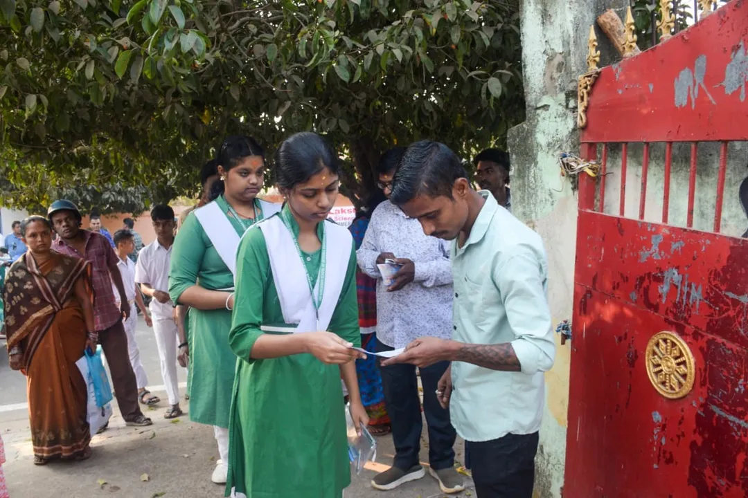  Examination: ମାଟ୍ରିକ୍‌ ପରୀକ୍ଷା ପରିଚାଳନା ତଦାରଖ କଲେ ଗଣଶିକ୍ଷା ଶାସନ ସଚିବ