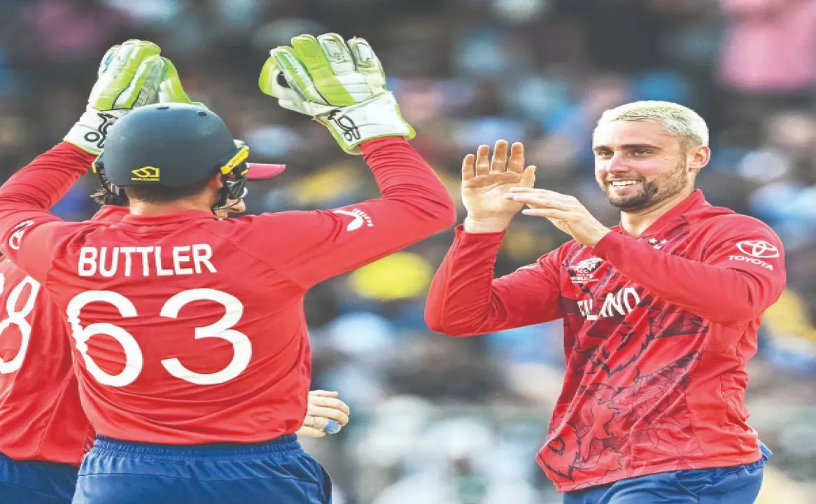  World cup: ଶ୍ରୀଲଙ୍କା ପରାଜିତ: ବ୍ରୁକ୍‌ଙ୍କୁ ଜନ୍ମଦିନ ଉପହାର ଦେଲା ଇଂଲଣ୍ଡ