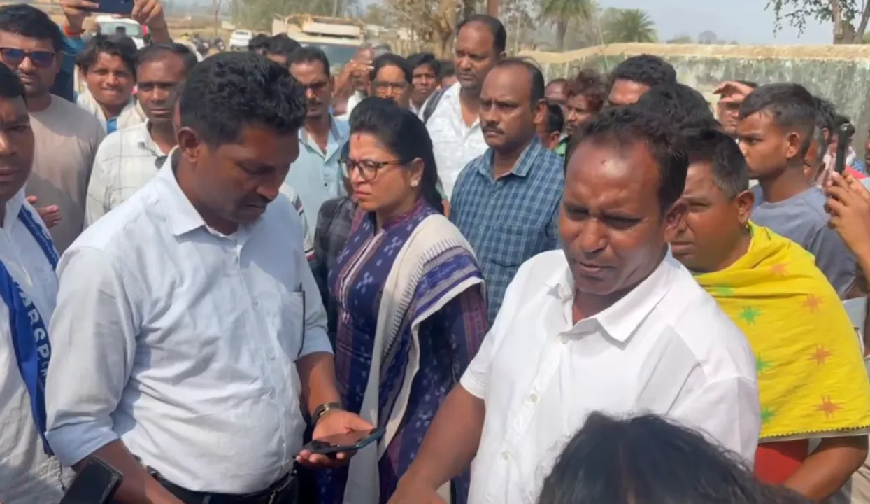  burnt student dead, demand of compensation Photograph: (Sambad.in) 