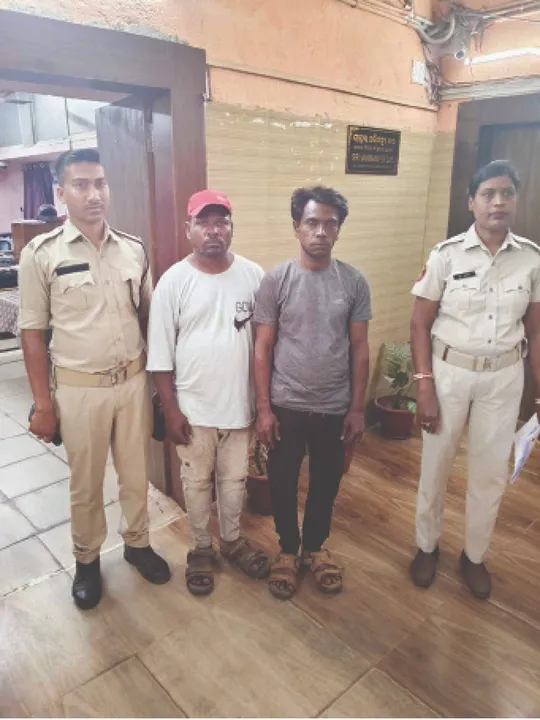  2 members: ଲୁଟେରା ଗ୍ୟାଙ୍ଗ୍‌ର ୨ ଗିରଫ