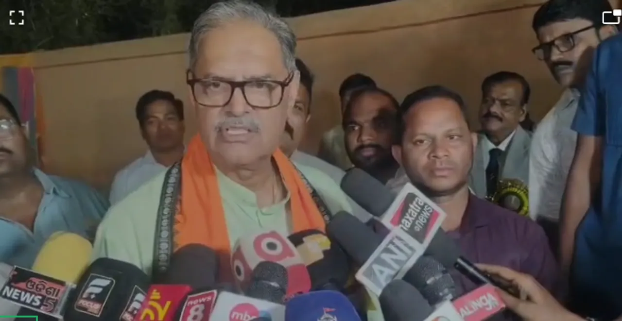  sub collector remain absent during titlagarh tour of dy chief minister Photograph: (SAMBAD.IN) 