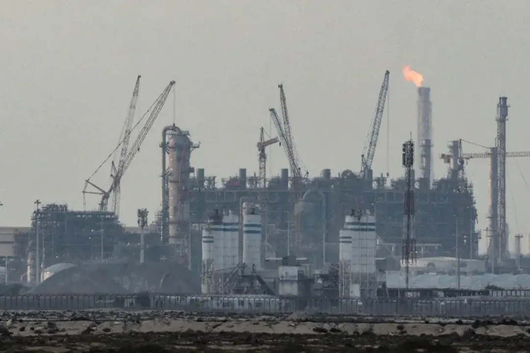  OIL: ଭାରତକୁ ୪୦ ପ୍ରତିଶତ ଏଲ୍‌ଏନ୍‌ଜି ଯୋଗାଣ ପ୍ରଭାବିତ