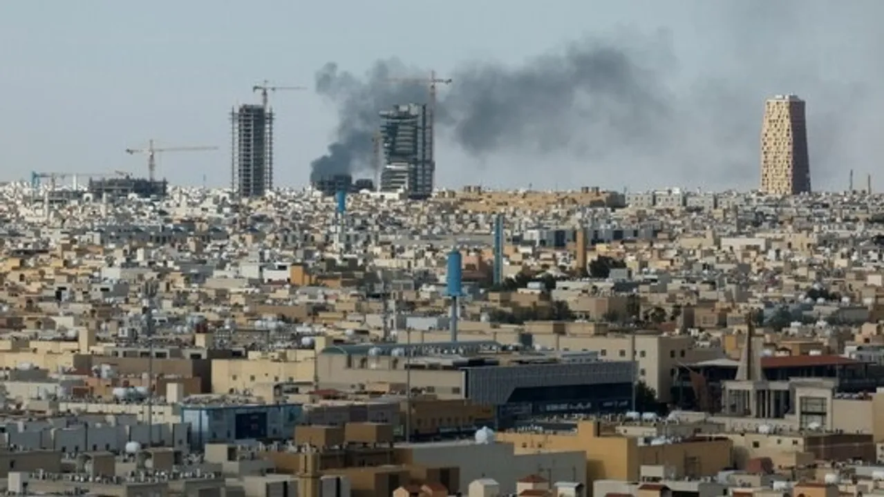  Saudiarab: ସାଉଦି ଆରବରେ ପ୍ରୋଜେକ୍ଟାଇଲ ଖସିପଡ଼ି ଭାରତୀୟ ନାଗରିକଙ୍କ ମୃତ୍ୟୁ