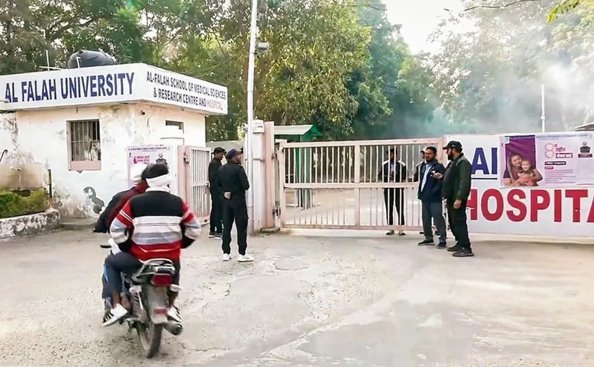  Jawed Siddiqui: ମନିଲଣ୍ଡରିଂ ମାମଲାରେ ଅଲ୍-ଫଲାହ ଅଧ୍ୟକ୍ଷ ଜାଭେଦ ସିଦ୍ଦିକିଙ୍କୁ ମଧ୍ୟବର୍ତ୍ତିକାଳୀନ ଜାମିନ ଦେଲେ ଦିଲ୍ଲୀ କୋର୍ଟ