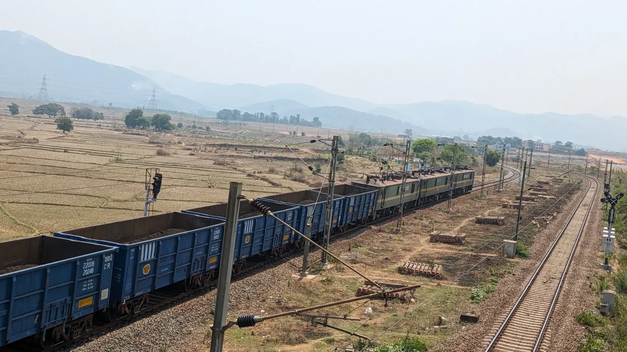  ୧୬୦ଦିନରେ ପୂର୍ବତଟ ରେଳପଥ ନୂଆ ବେଂଚମାର୍କ: ୧୦୦ମିଲିୟନ୍ ମାଲପରିବହନ