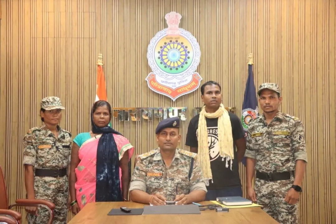  ପୁରସ୍କାର ଘୋଷିତ ମାଓ ଦମ୍ପତିଙ୍କ ଆତ୍ମସମର୍ପଣ